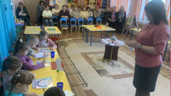 Районное методическое объединение воспитателей старших и подготовительных групп на тему: "Использование игровых технологий в речевом развитии детей старшего дошкольного возраста".